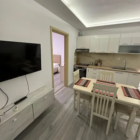Apartment Bes 7 Golem (Tirana)